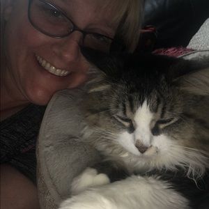 Meet your Posher, Dayna